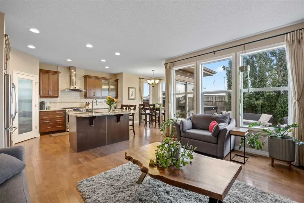 395 Mahogany Terrace SE