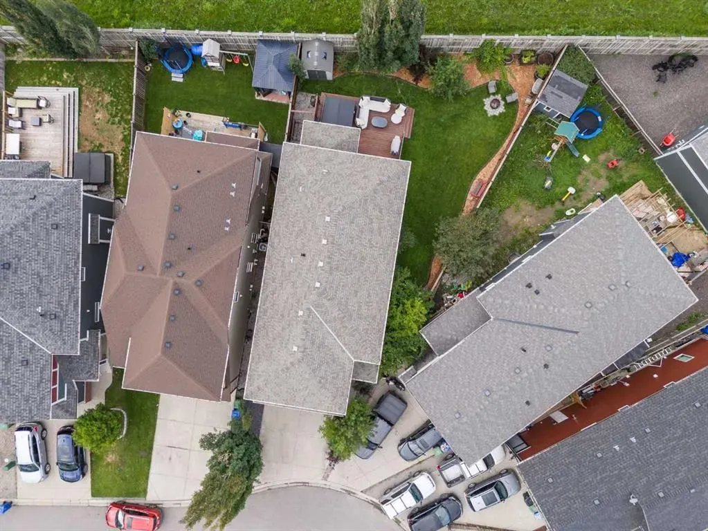395 Mahogany Terrace SE