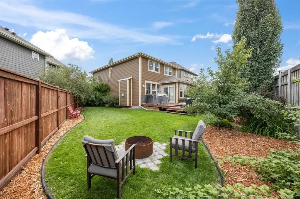 395 Mahogany Terrace SE