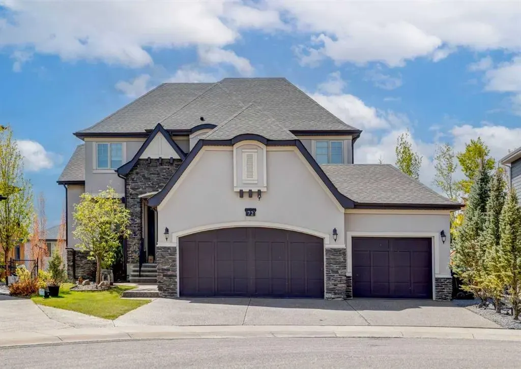 72 Rockcliff Grove NW