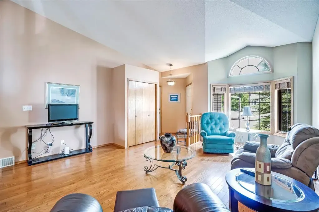 19 Everglade Drive SE