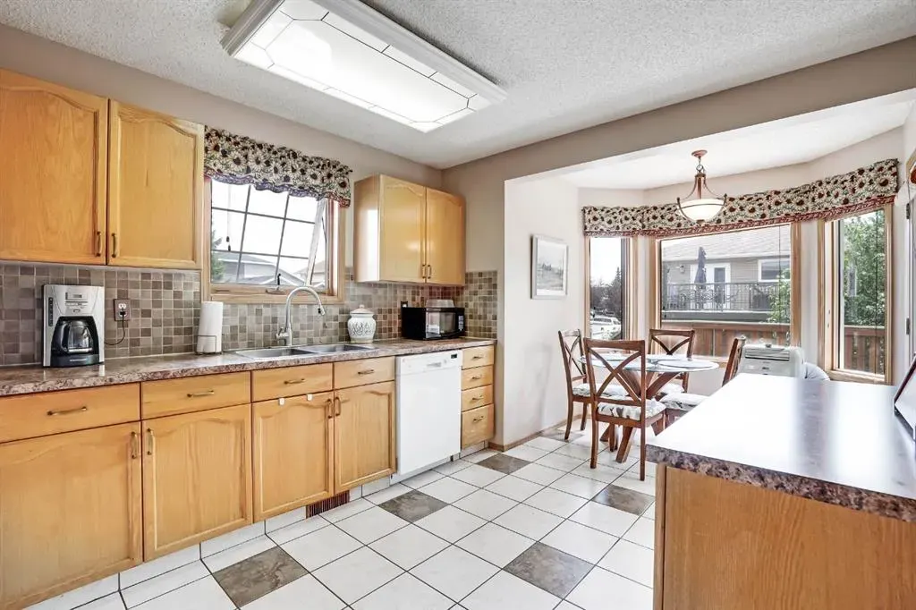 19 Everglade Drive SE