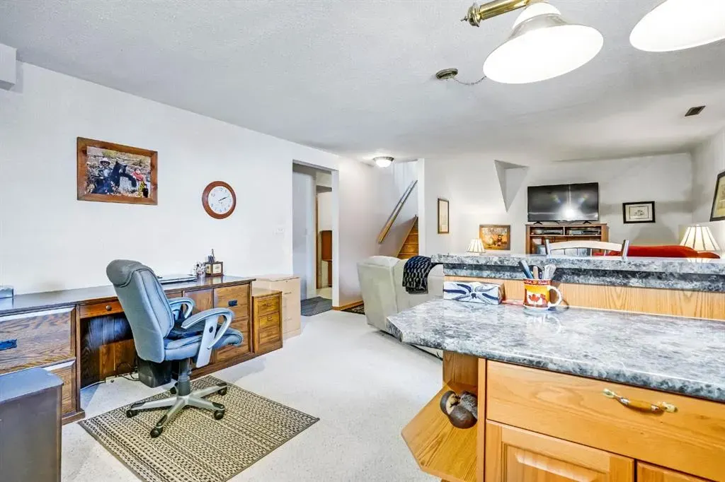 19 Everglade Drive SE