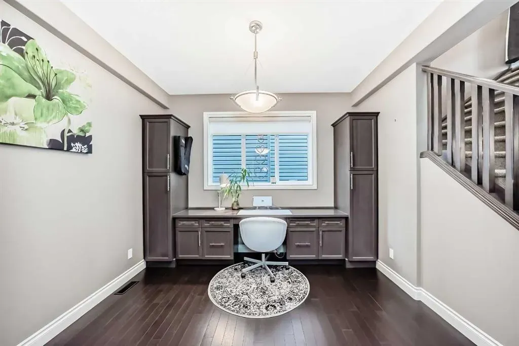 2695 Ravenslea Gardens SE