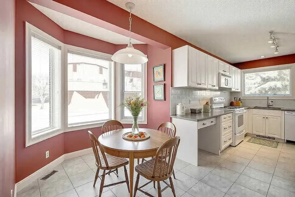 127 Patina Court SW