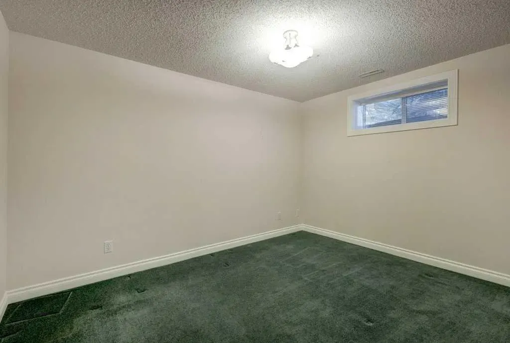127 Patina Court SW