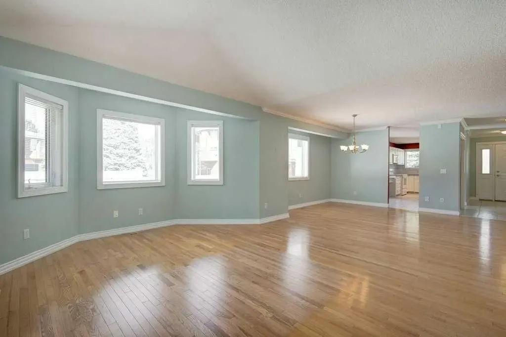 127 Patina Court SW