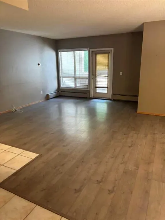 114 15 Avenue SW, #205