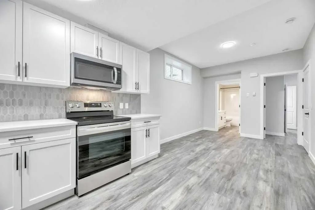 230 Wildrose Drive