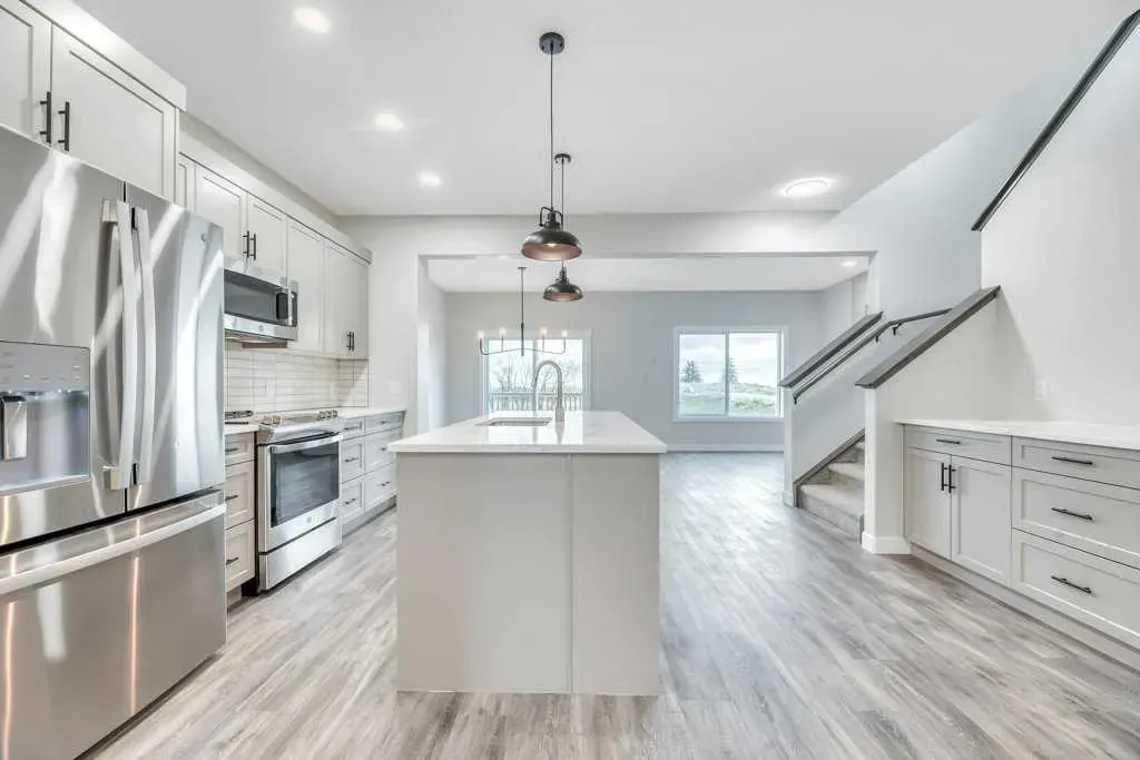 230 Wildrose Drive