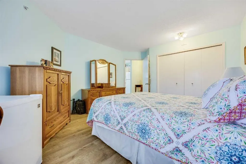 3 Parklane Way, #307