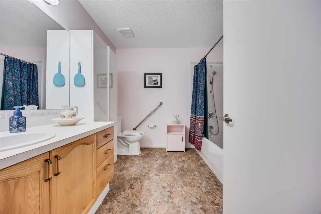 3 Parklane Way, #307