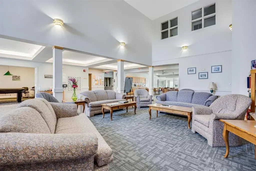 3 Parklane Way, #307