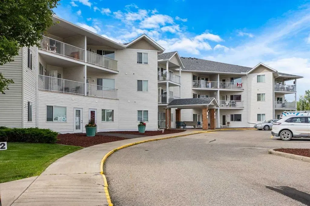 3 Parklane Way, #307