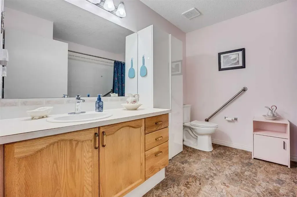 3 Parklane Way, #307