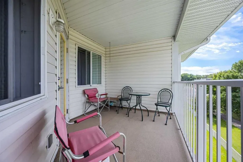 3 Parklane Way, #307