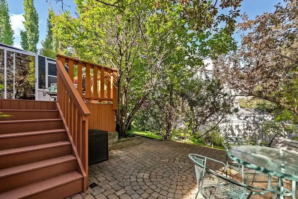 76 Stradbrooke Rise SW
