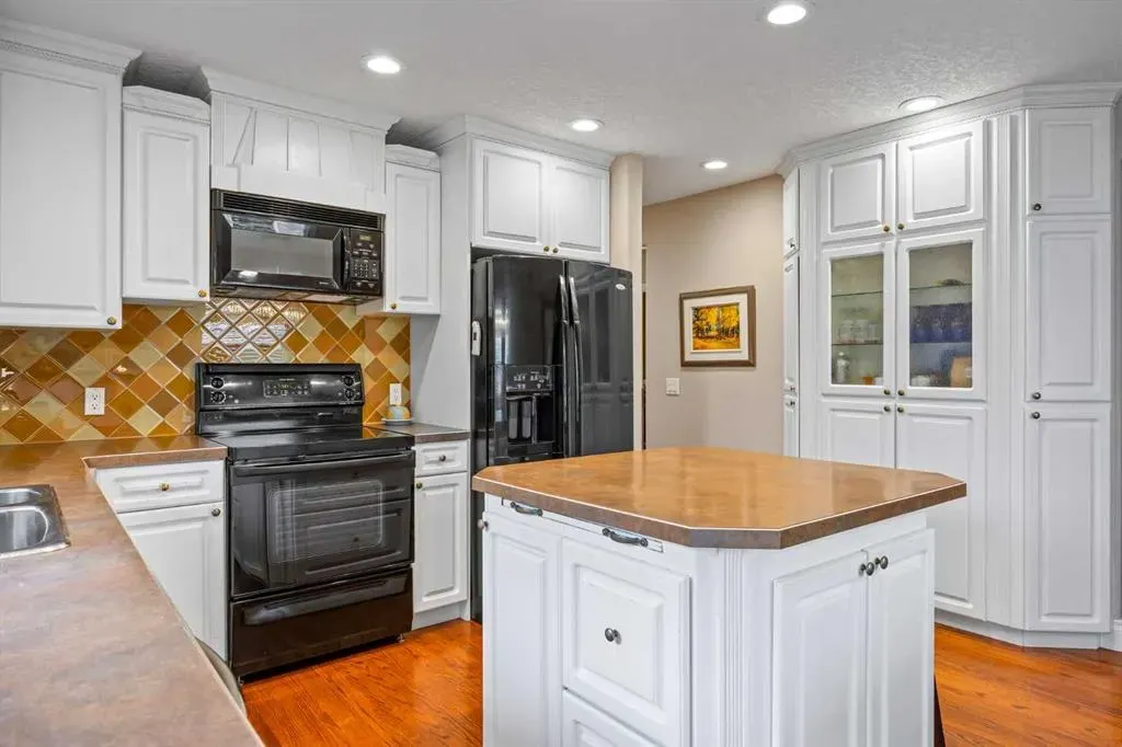15 Wilshire Place SW
