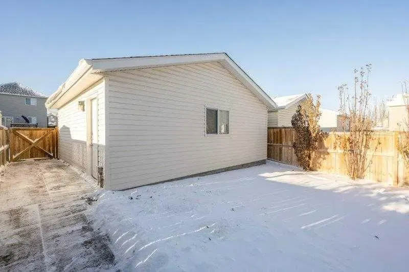 125 Bridleglen Manor SW