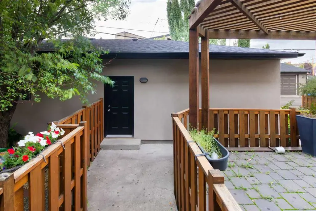 1310 Gladstone Road NW, #B