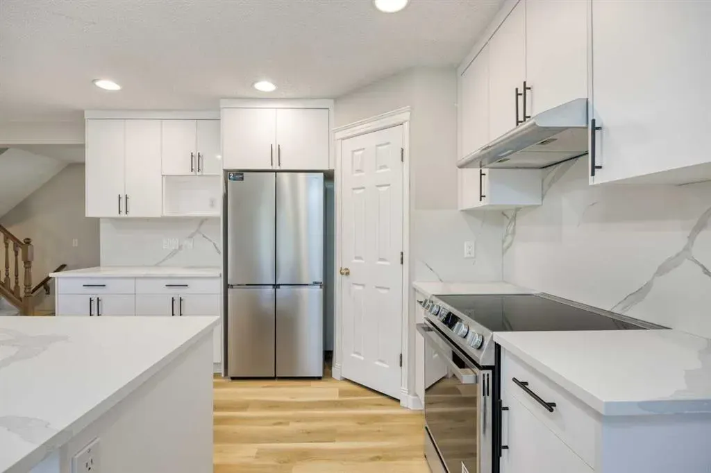 99 Arbour Crest Rise NW