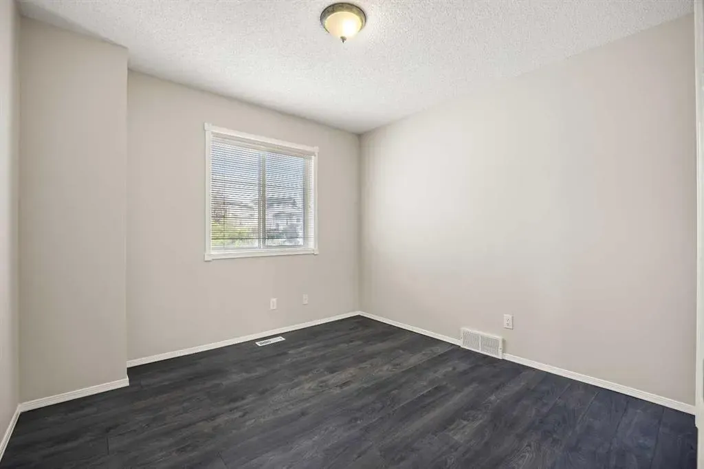 99 Arbour Crest Rise NW