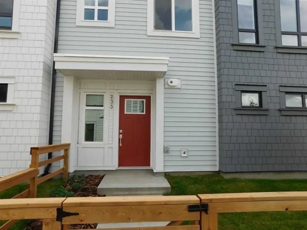 857 Belmont Drive SW, #233