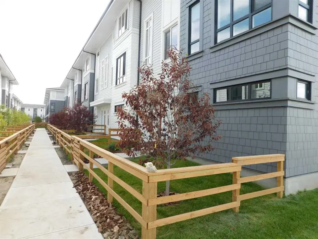857 Belmont Drive SW, #233