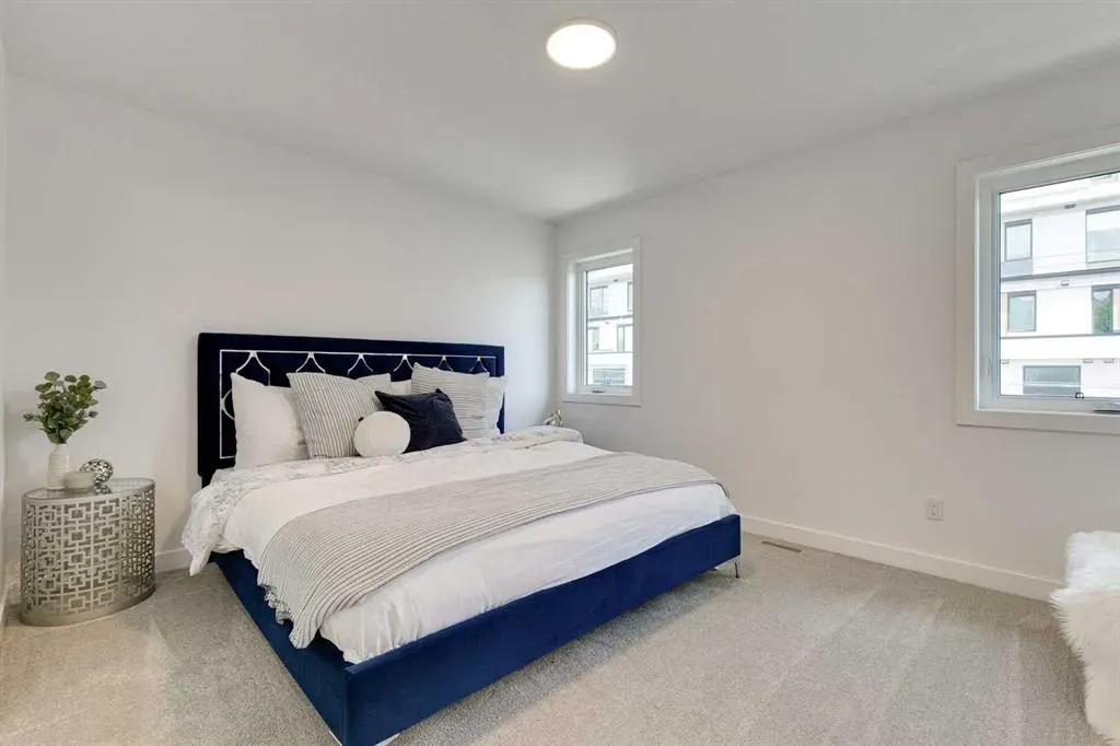 4534 17 Avenue NW, #2
