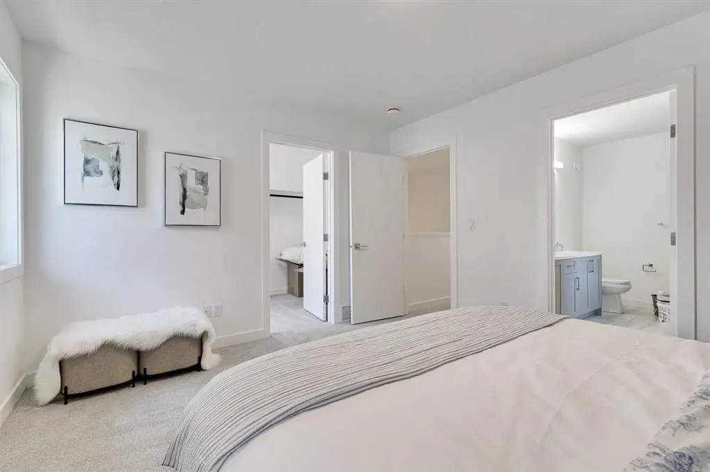 4534 17 Avenue NW, #2