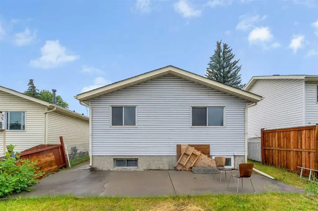 380 Falton Drive NE