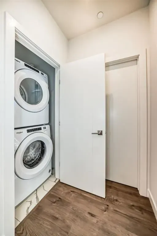 8370 Broadcast Avenue SW, #205