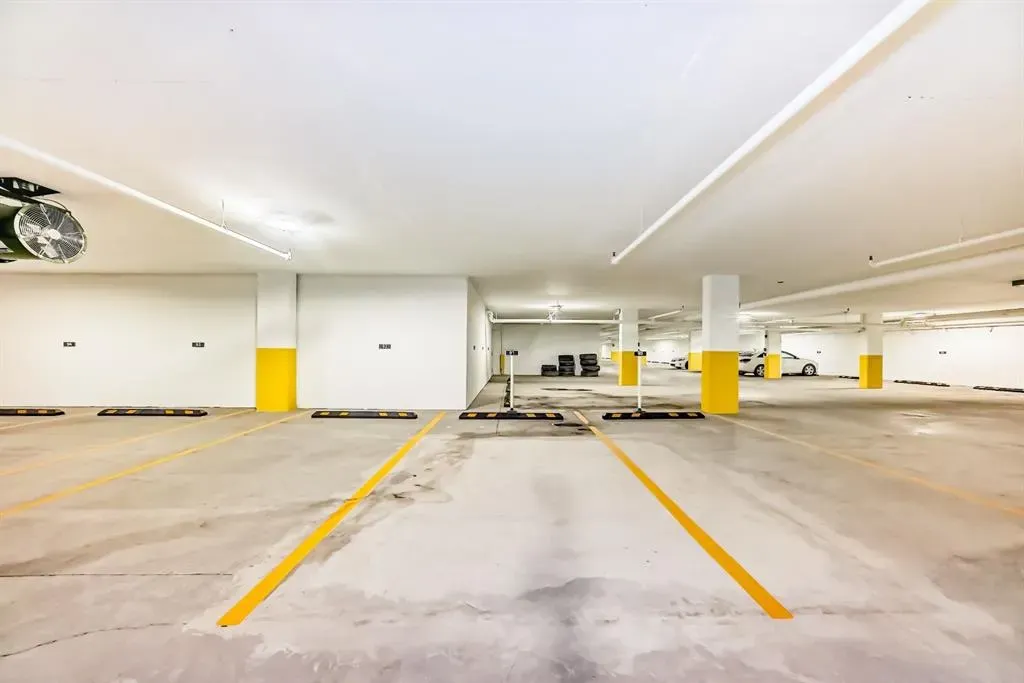 8370 Broadcast Avenue SW, #205