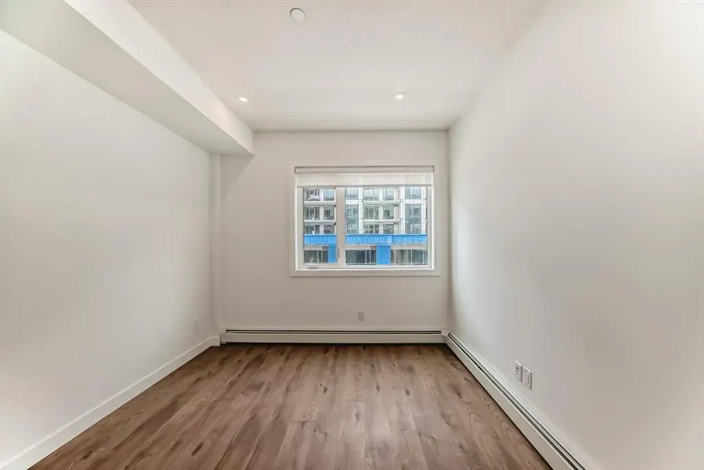 8370 Broadcast Avenue SW, #205