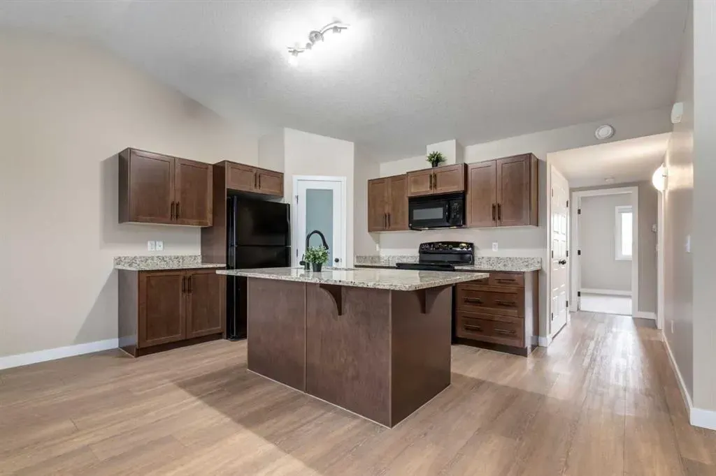 2781 Chinook Winds Drive SW, #5203