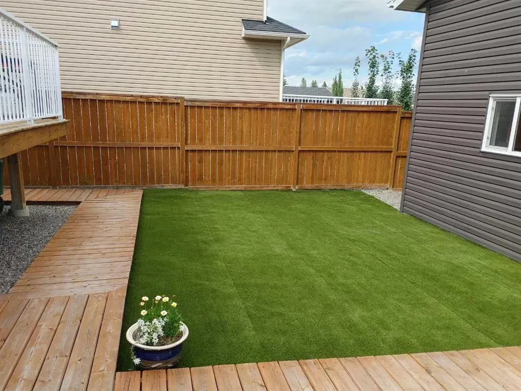 215 George Street SW