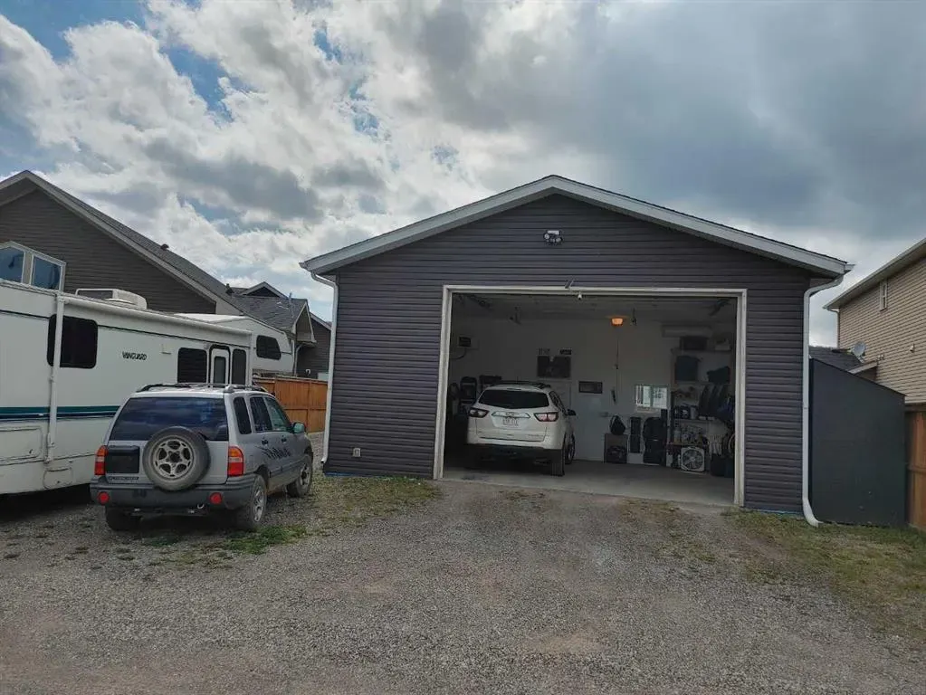 215 George Street SW