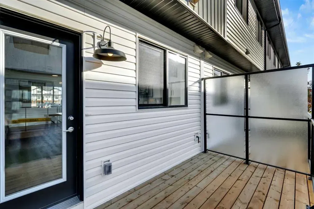 340 Ambleton Street NW, #305