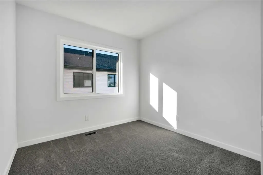 340 Ambleton Street NW, #305