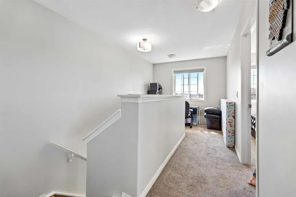 248 Taracove Road NE