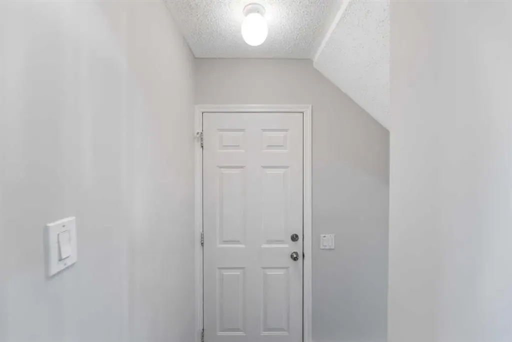 248 Taracove Road NE