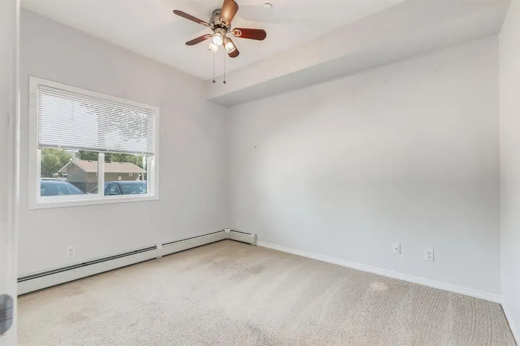 4 Kingsland Close SE, #2102