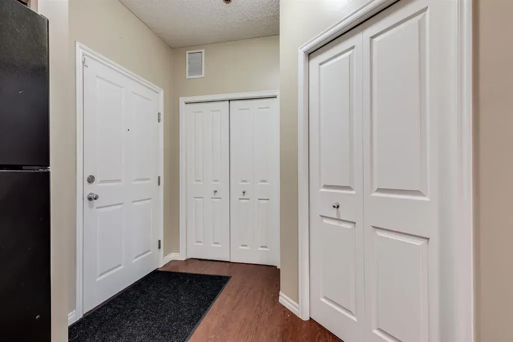 4 Kingsland Close SE, #2102