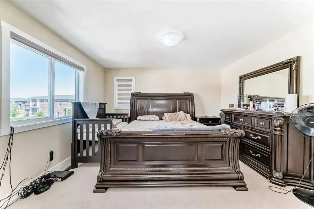 8 Red Sky Lane NE