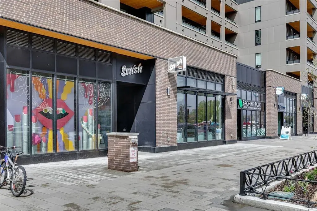 3932 University Avenue NW, #624