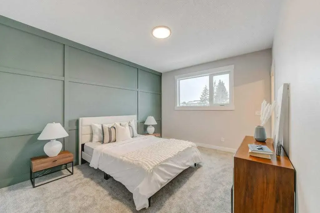 11 Clover Crescent