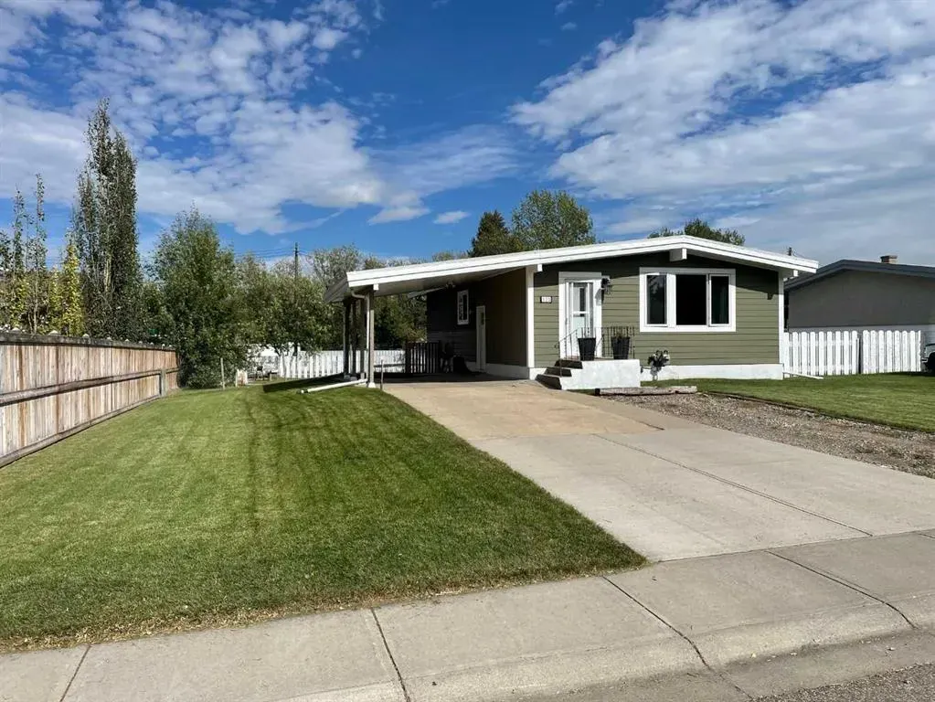 520 6 Street W