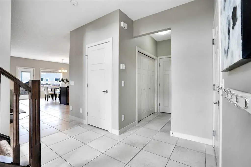 107 Everhollow Street SW