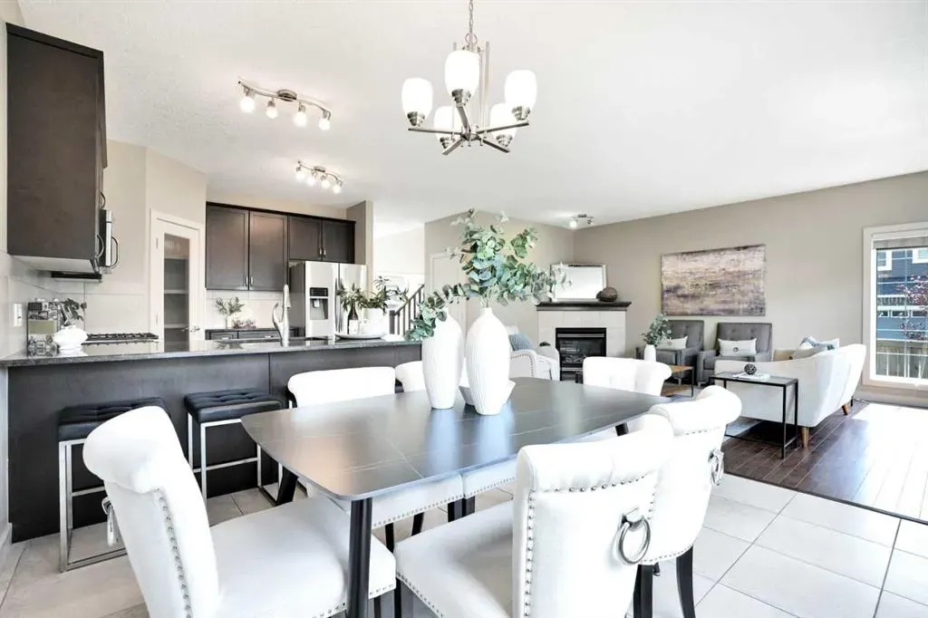 107 Everhollow Street SW