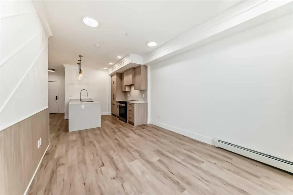 4270 Norford Avenue NW, #1208